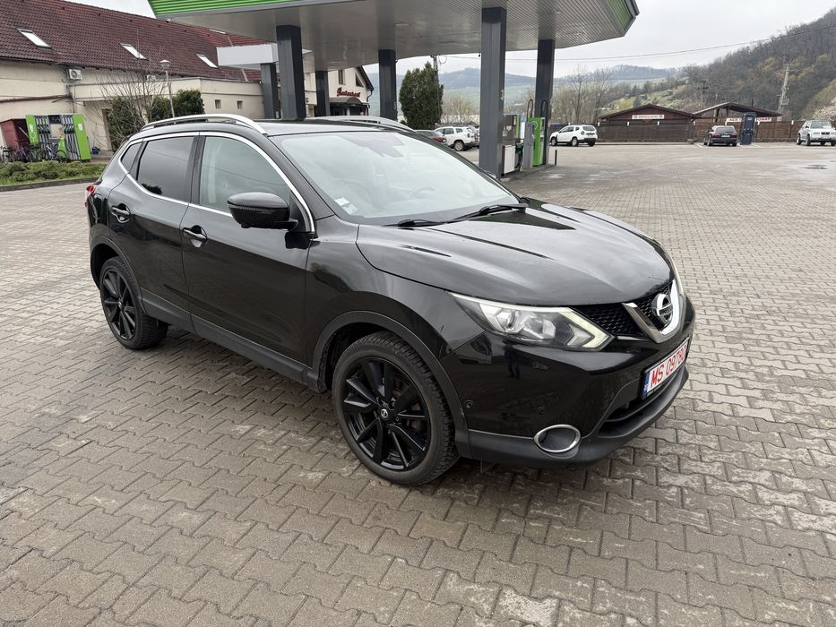 NISSAN QAHQAI 1.6 diesel ,4x4 , an 2015