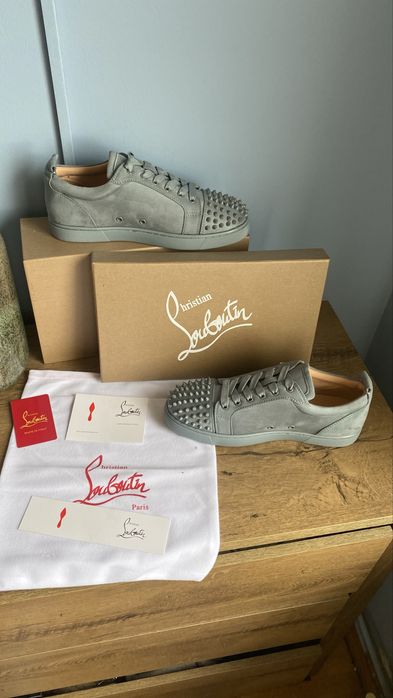 Louboutin gri spikes full box 41,42,43