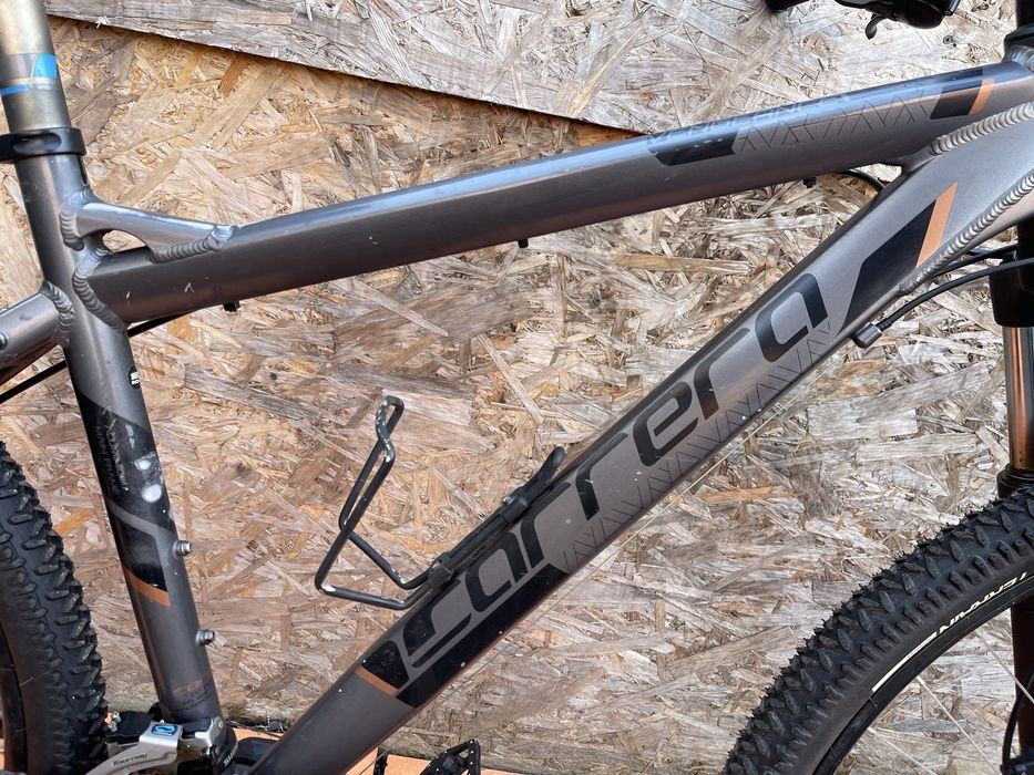 Bicicleta carrera vengeance  frane pe disc hidraulice cadru de aluminiu  roti 27.5”