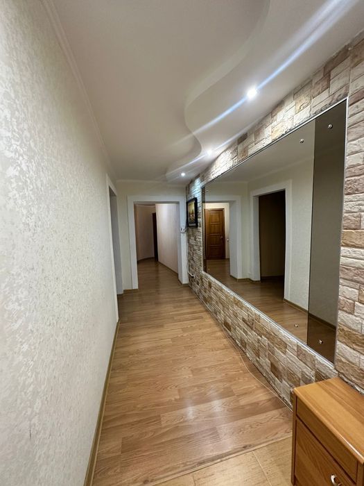 4 микрорайон, дом кирпич,1994 г.п 5/9