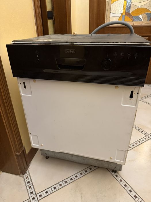 Миялна машина за вграждане Juwel