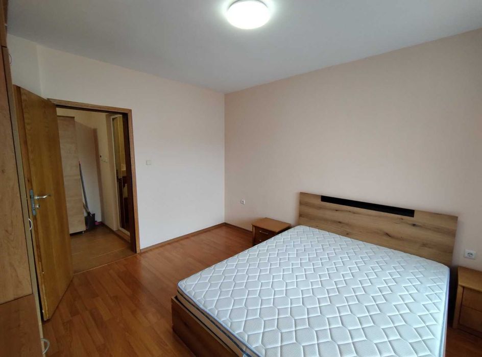 Продава се Двустаен апартамент в Варна, Базар Левски - 55 кв.м за 1621 €/кв.м - Снимка #4