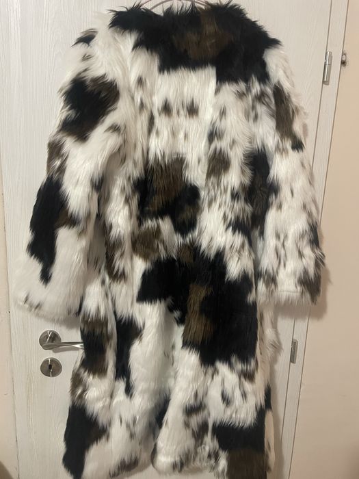 Палто -изкуствен косъм