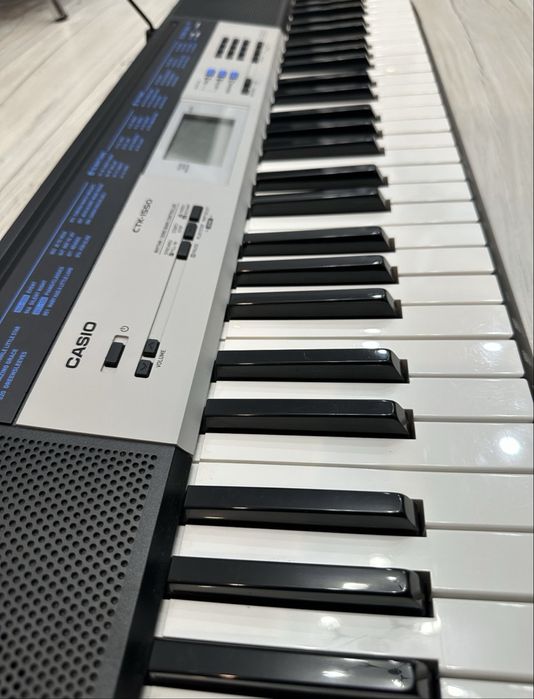 Синтезатор CASIO CTK-1550