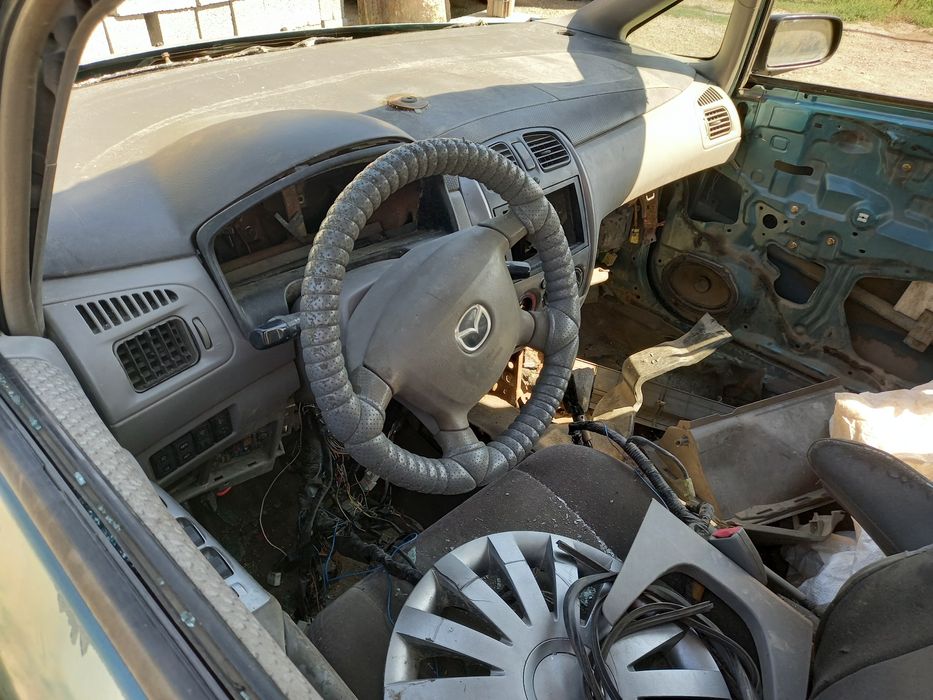 Компютер на мазда премаси  2002 год