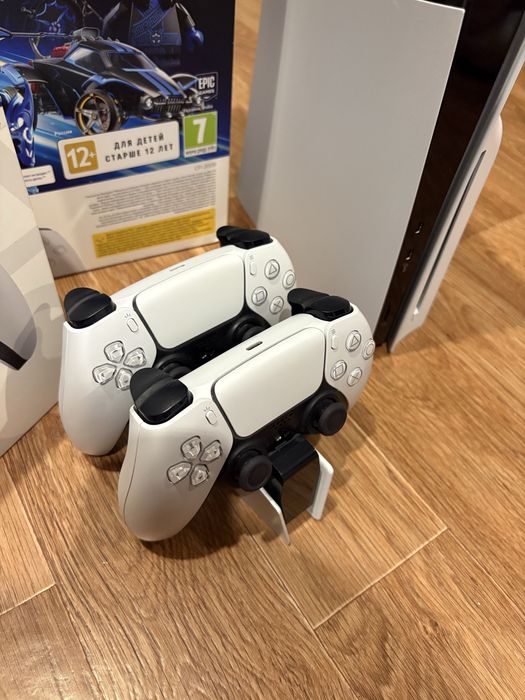 Продам PlayStation 5 Slim 1 tb