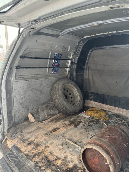 Автомабиль Hyundai Starex