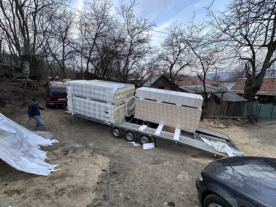 Vand Panouri Sandwich calitatea 1 perete si acoperis