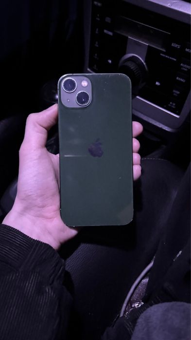 Айфон 13 сатылады