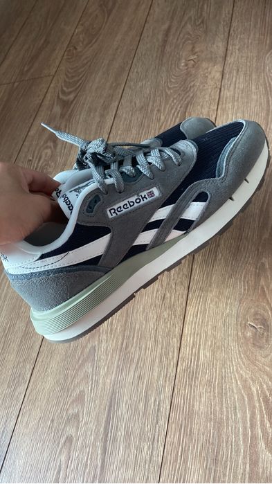 Reebook marimea 40,5