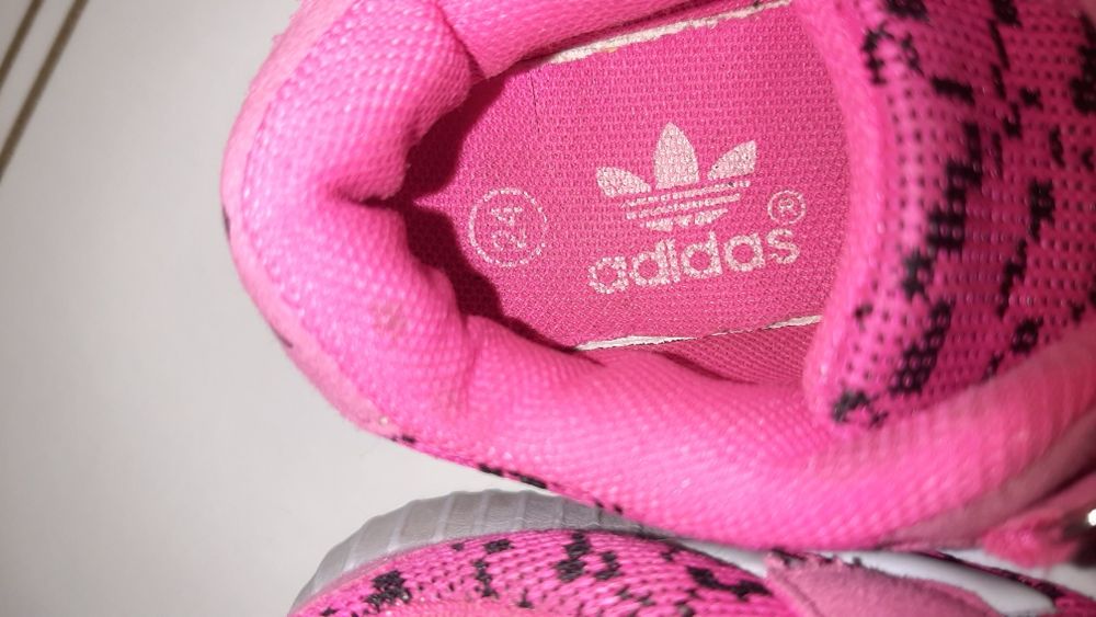 Кроссовки детские