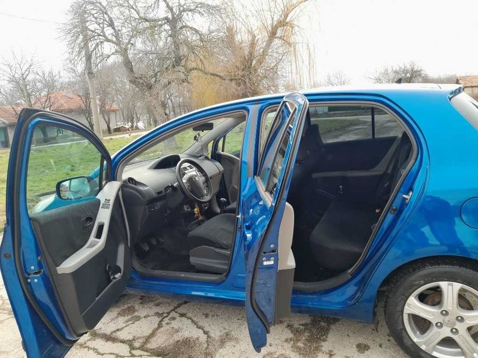 Toyota Yaris 1.3 VVT-i