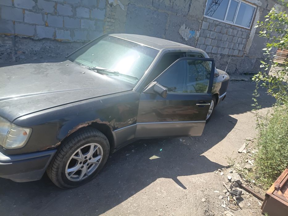Мерседес 124 по запчастям