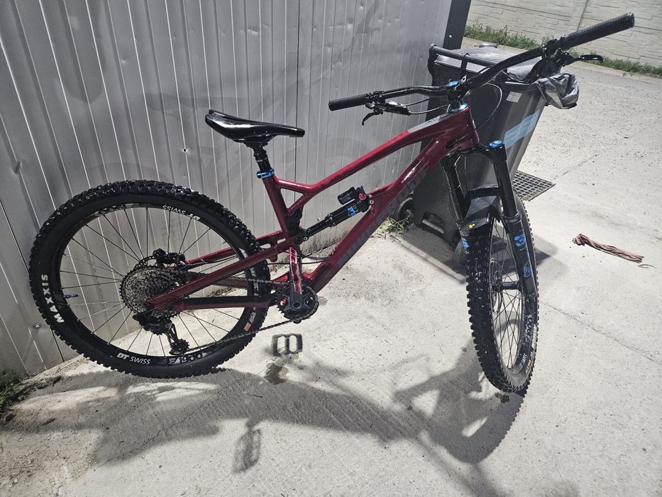 Bicicleta Nukeproof mega carbon 27.5