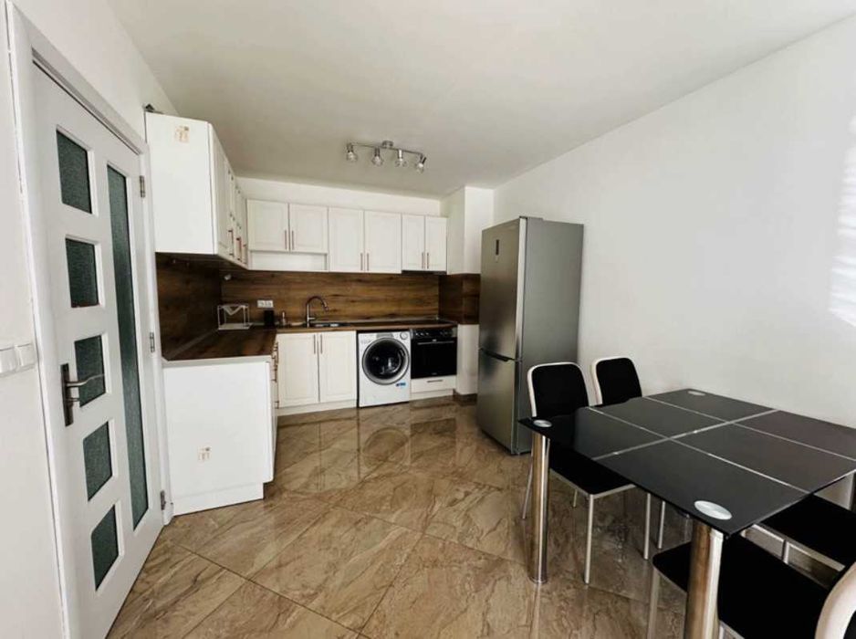Дава се под наем Тристаен апартамент в София, Красно село - 102 кв.м за 896.58 € - Снимка #1