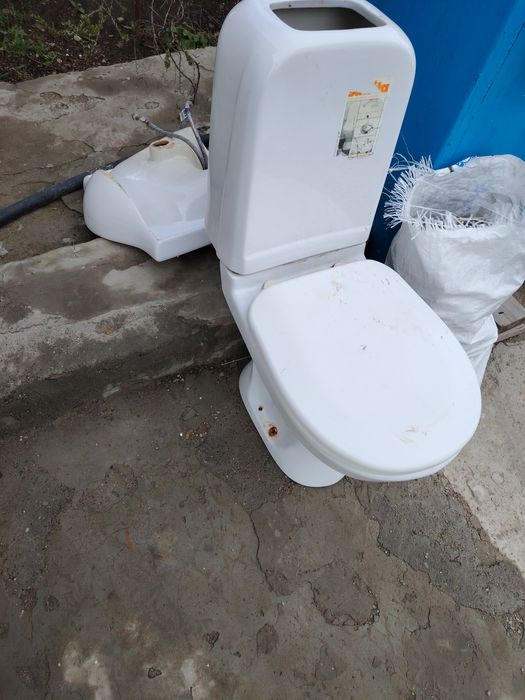 Унитаз б/у раковина б/у