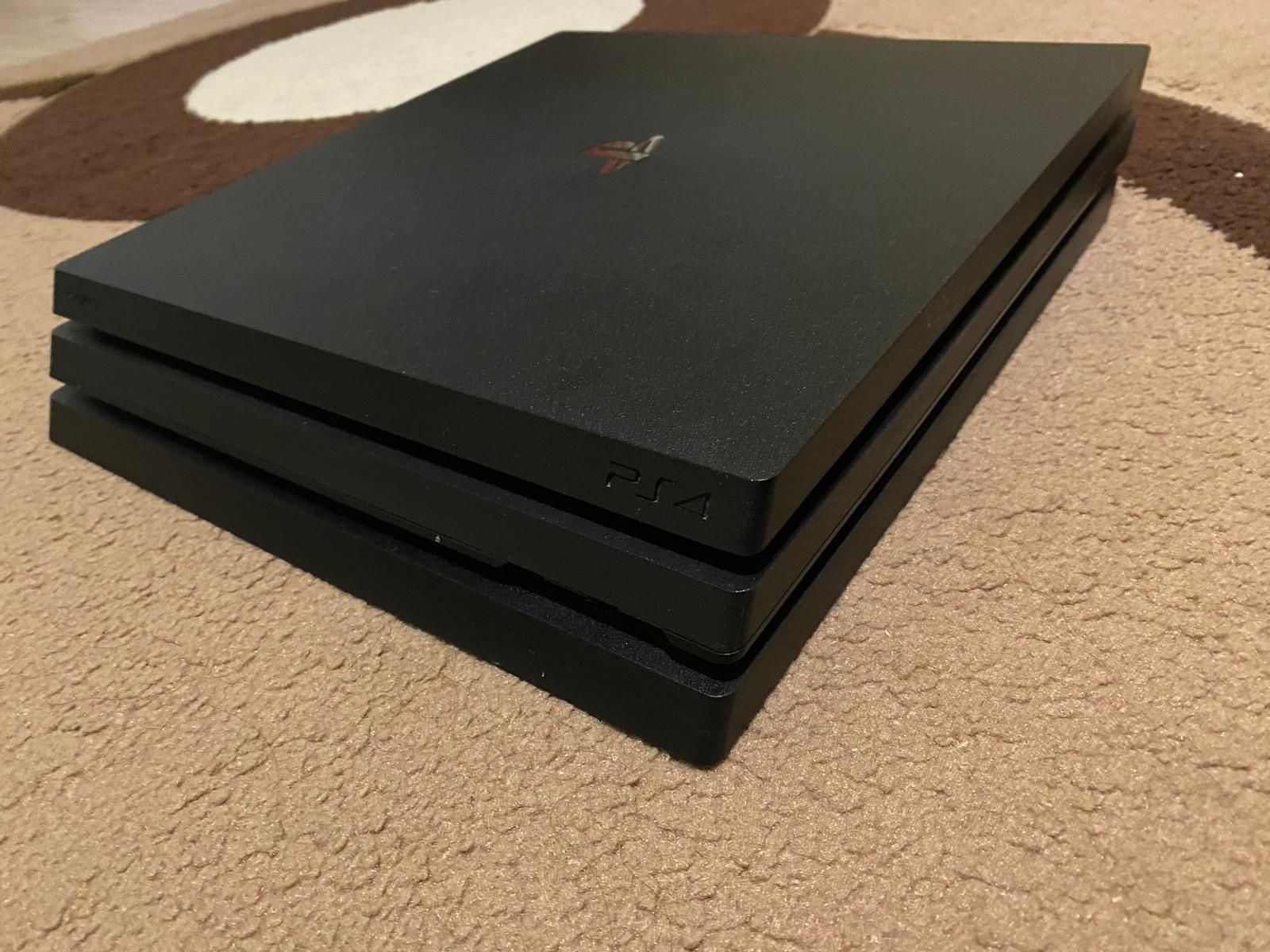 PS4 PRO din 2020 1 joc la alegere Calarasi OLX.ro