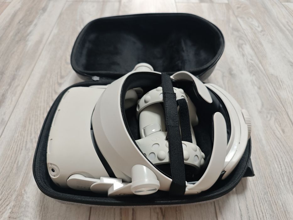 Oculus Quest 2 128GB + Elite Strap + чехол