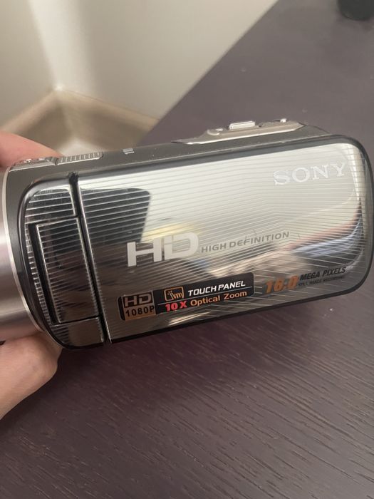 Видеокамера Sony handycam