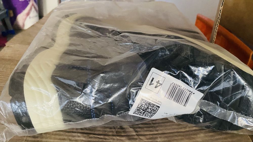 Продается спец одежда в комплекте вместе с обувью