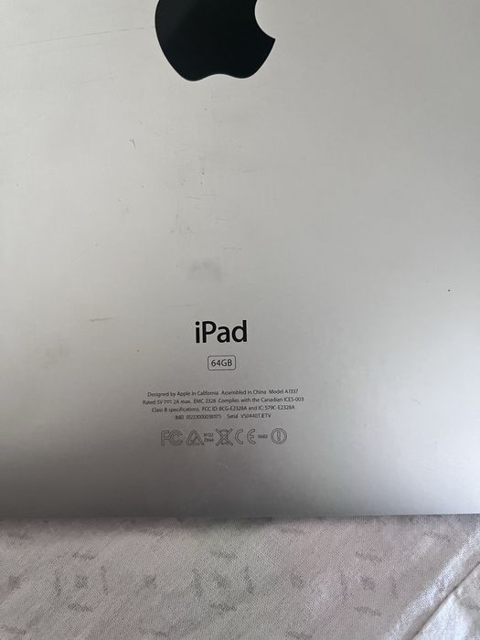 Продается два ipad, ipad 1, ipad2 оба работают