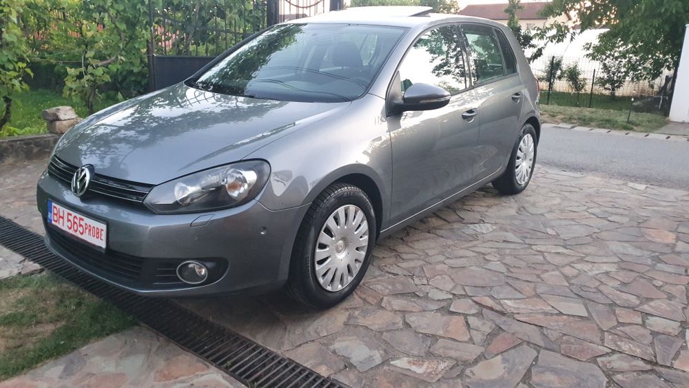 Golf 6 Euro 5 102 cp MPI Park pilot,incalzire in scaune  senzori parcare  cornering compyuter pilot