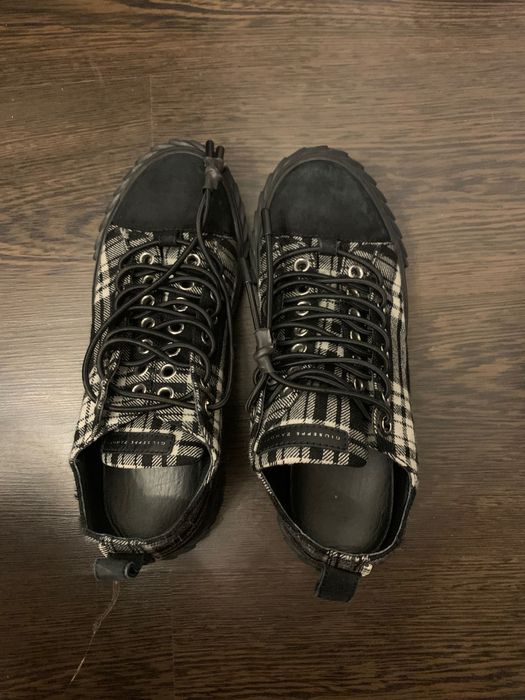 Giuseppe Zanotti Blabber