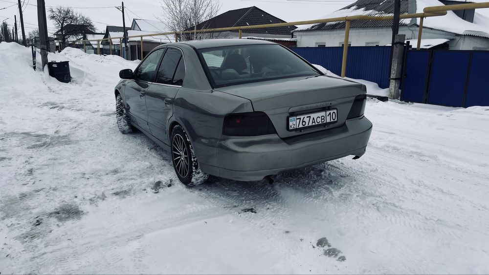 Мицубиши галант 8 американец двигатель стоит простой два литра