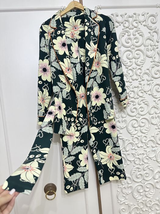 Продаю вещи в идеальном состоянии