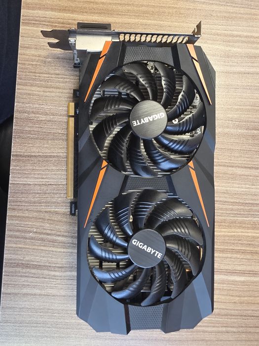 Видеокарта GEFORCE 1060 GIGABITE 3GB