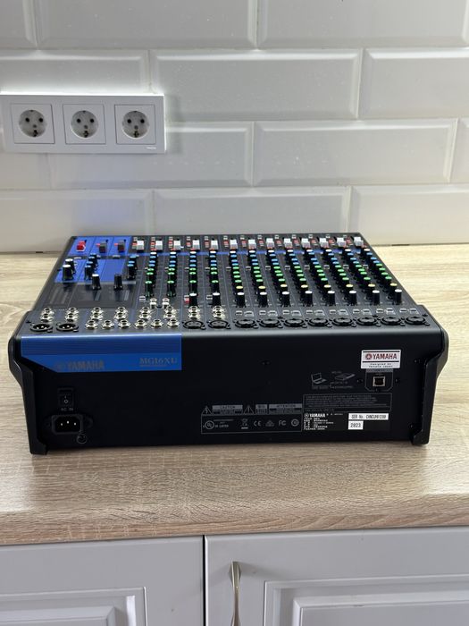 Yamaha mg16xu микшерный пульт