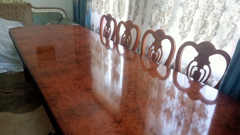 Продам Стол Гостиный