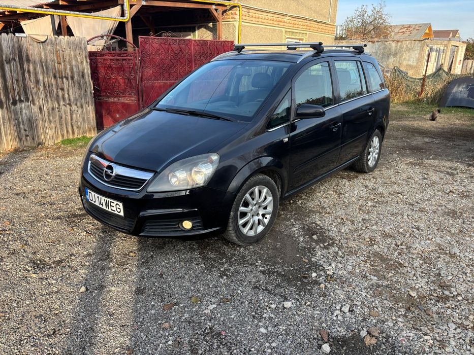 Vând Opel Zafira B 7 locuri