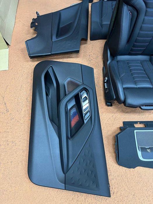 Interior BMW SERIA 2 G42 Coupe  4 G22 G23 Coupe M bucket seats