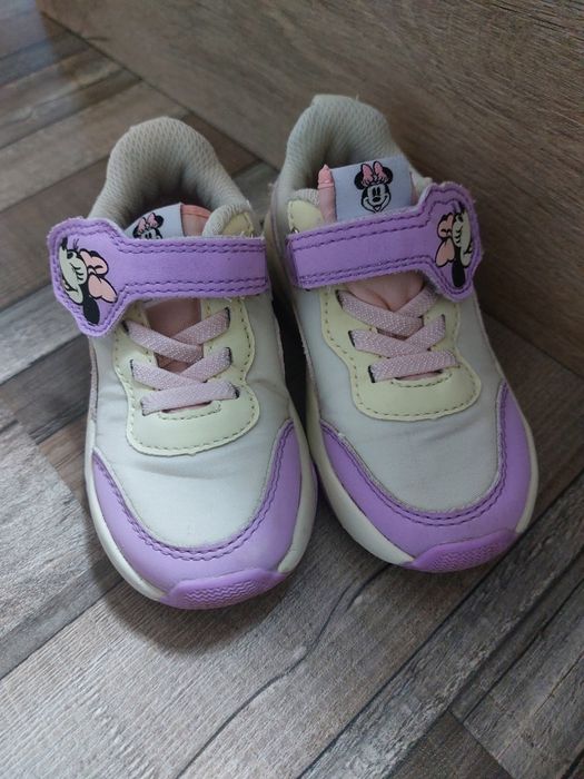 De vânzare adidas cu minnie mouse nr 23