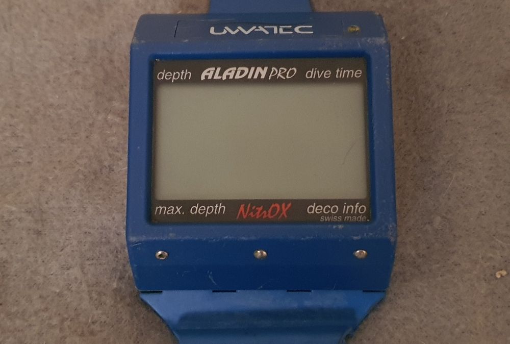 Calculator scufundari Uwatec Aladin Pro NitrOX