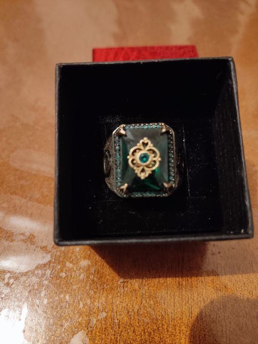 Перстень, серебро, изумруд