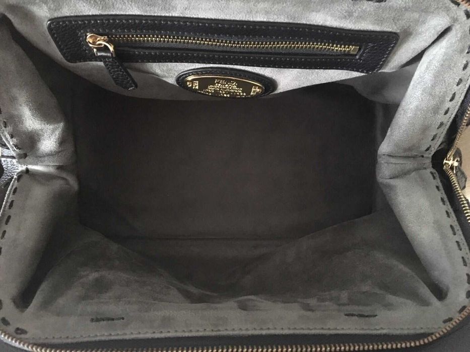 Дамска черна кожена чанта Fendi