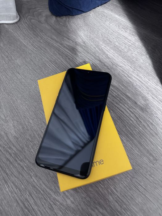 Realme  C2 32GB.
