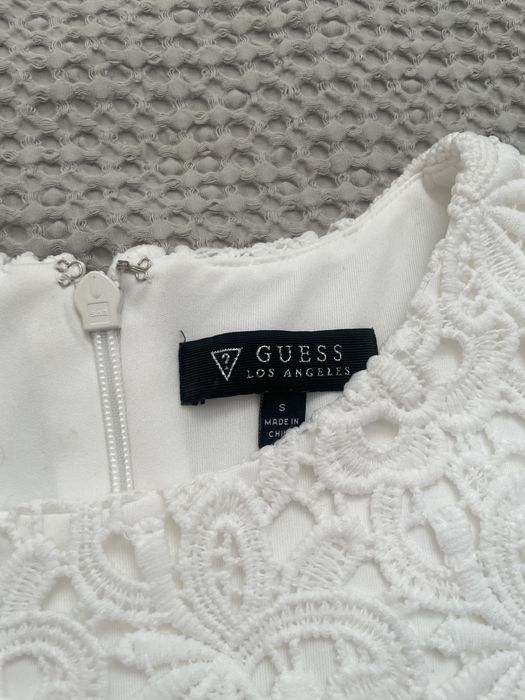 Рокля Guess размер S