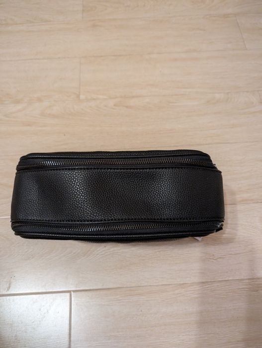 Borseta cosmetice imitatie piele