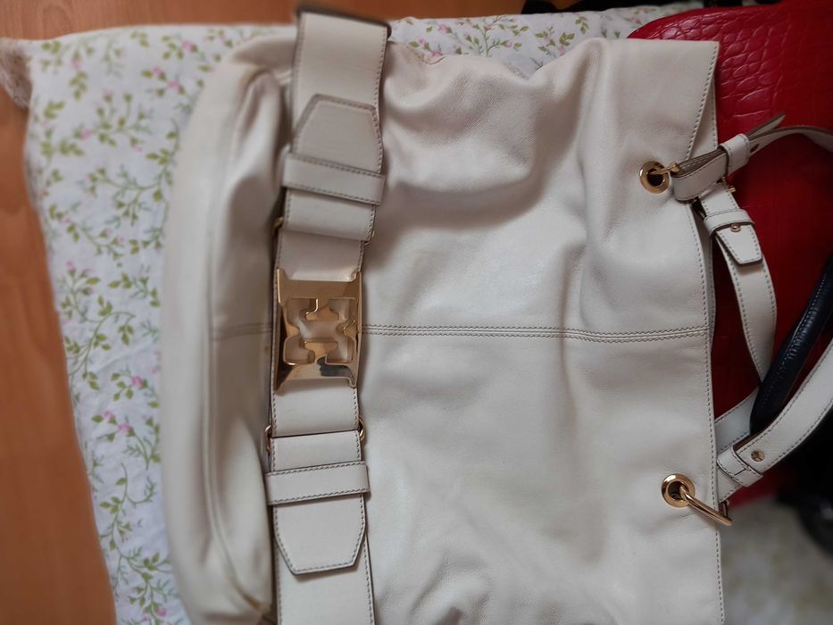 Чанти Escada Massimo dutti Цена по договаряне