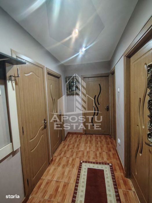Apartament cu 3 camere de închiriat - Zona Ultra Centrala Timisoara