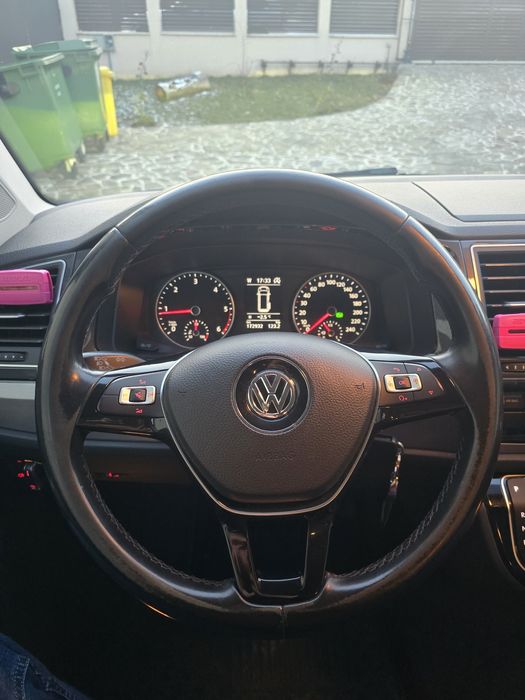 Volkswagen Multivan . Persoana fizica.