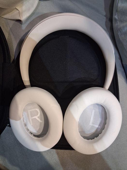 Nose Noise Cencelling Headpones 700