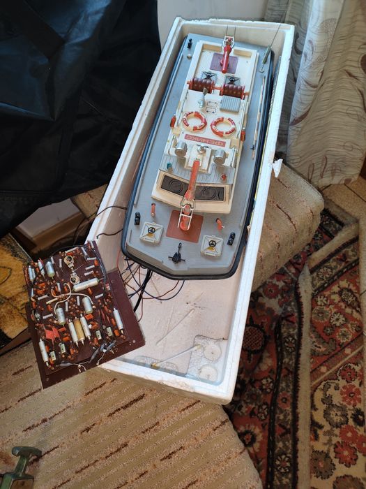 Радиоуправляем противопожарен катер от СОЦ-а