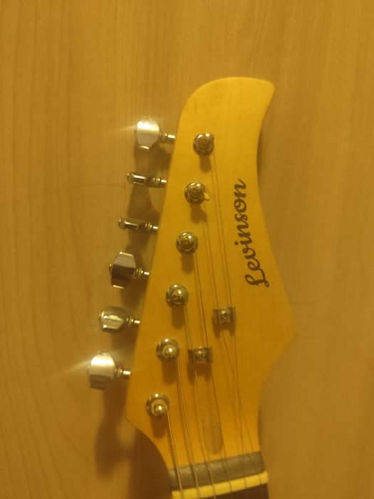 Гитара электронная