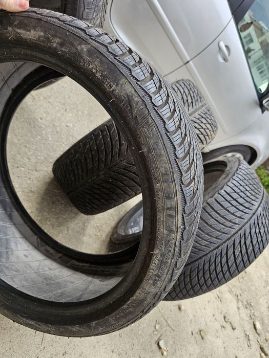 Vand set anvelope 245 35 19/265 35 19 michelin alpin 5 rulate un sezon
