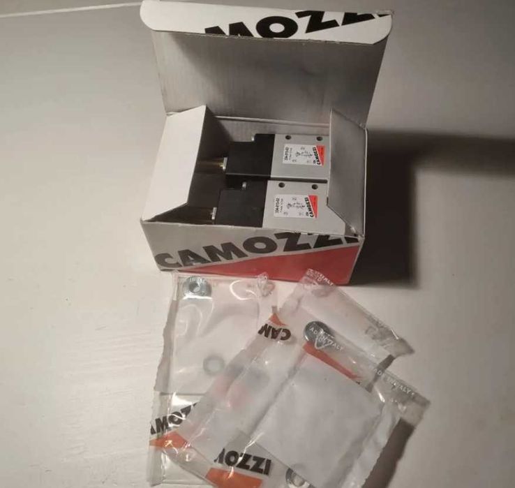 Распределитель camozzi 334-015