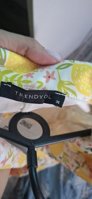 Платье Trendyol 42-44 размер